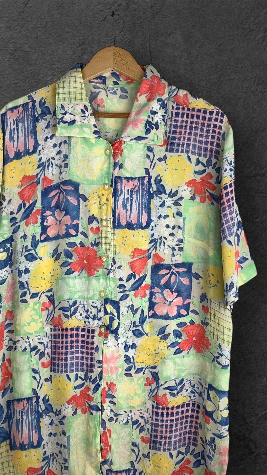 THE UNTAGGED BUTTON UP VINTAGE SHIRT UK 16-18